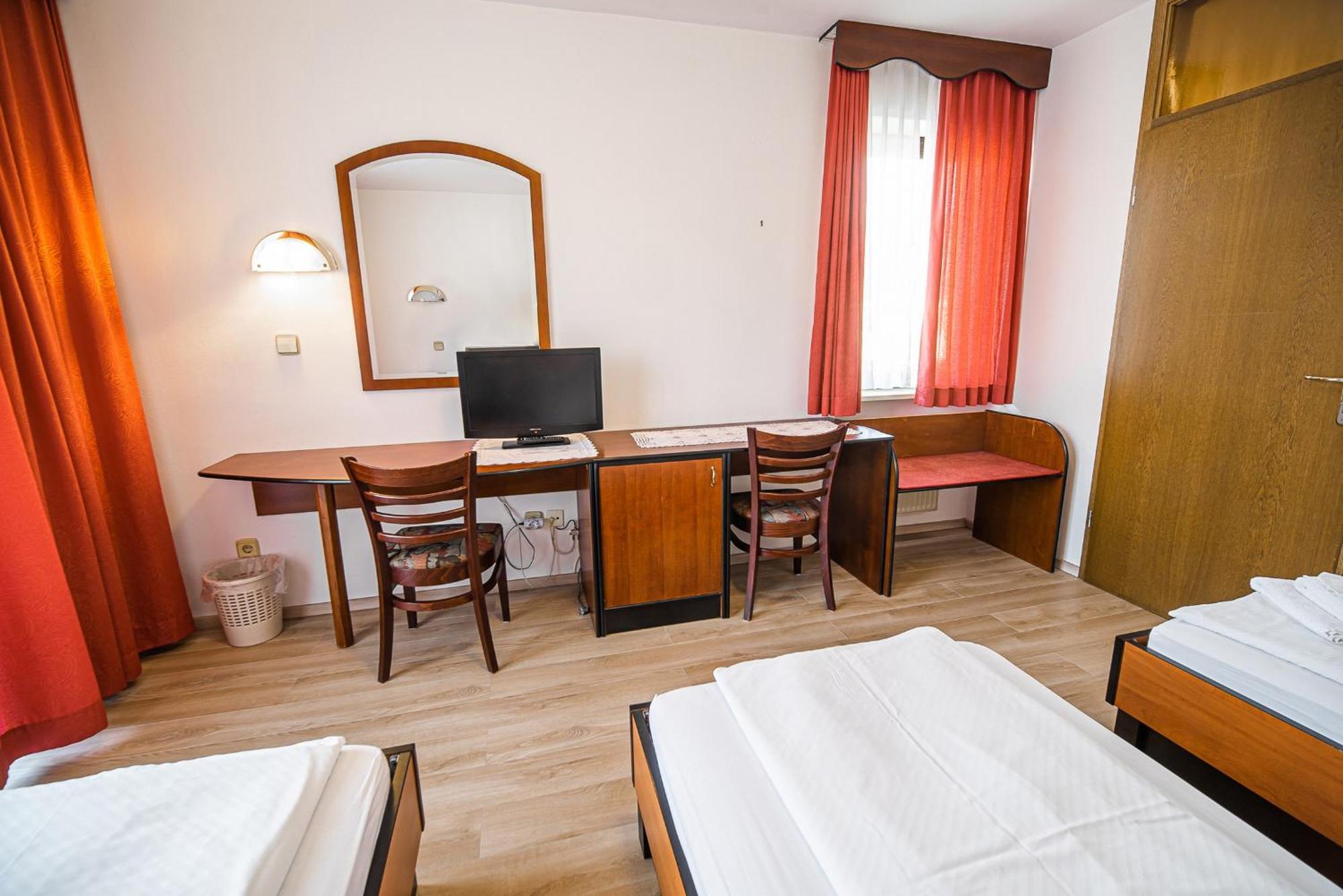 Guesthouse Leski Dvor Lesce  Rom bilde